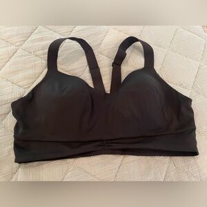 Victoria’s Secret ON POINT Active bra